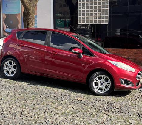 FORD FIESTA 1.6 SE HATCH 16V FLEX 4P POWERSHIFT